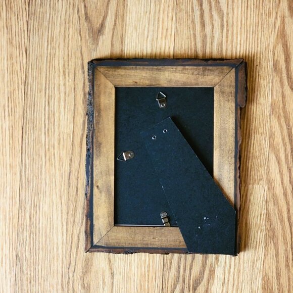 Photo Of a Gypsy Wagon with Wooden Frame  Taken in New Mexico - Picture 3 of 4